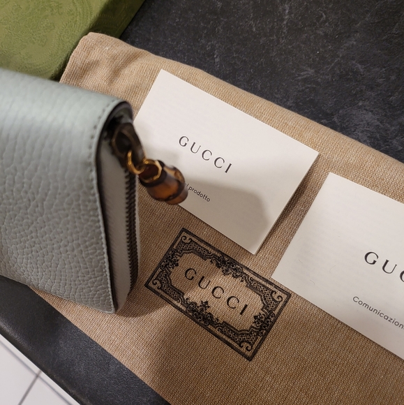 Authentic Gucci Zip around Wallet with Bamboo - Picture 10 of 10